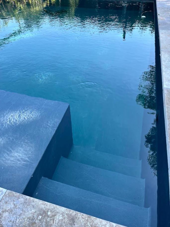 Апартаменты La Provence Avec Piscine Privative En Campagne Перн-ле-Фонтен Экстерьер фото