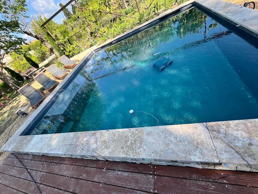 Апартаменты La Provence Avec Piscine Privative En Campagne Перн-ле-Фонтен Экстерьер фото