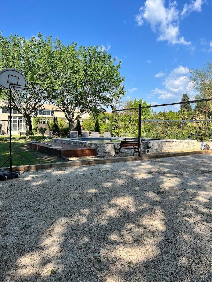 Апартаменты La Provence Avec Piscine Privative En Campagne Перн-ле-Фонтен Экстерьер фото
