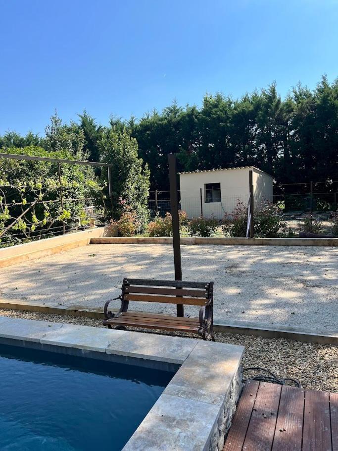 Апартаменты La Provence Avec Piscine Privative En Campagne Перн-ле-Фонтен Экстерьер фото